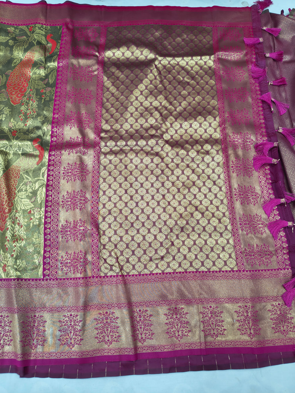 Olive and pink saree border with gold geometric pattern and magenta pallu detailing