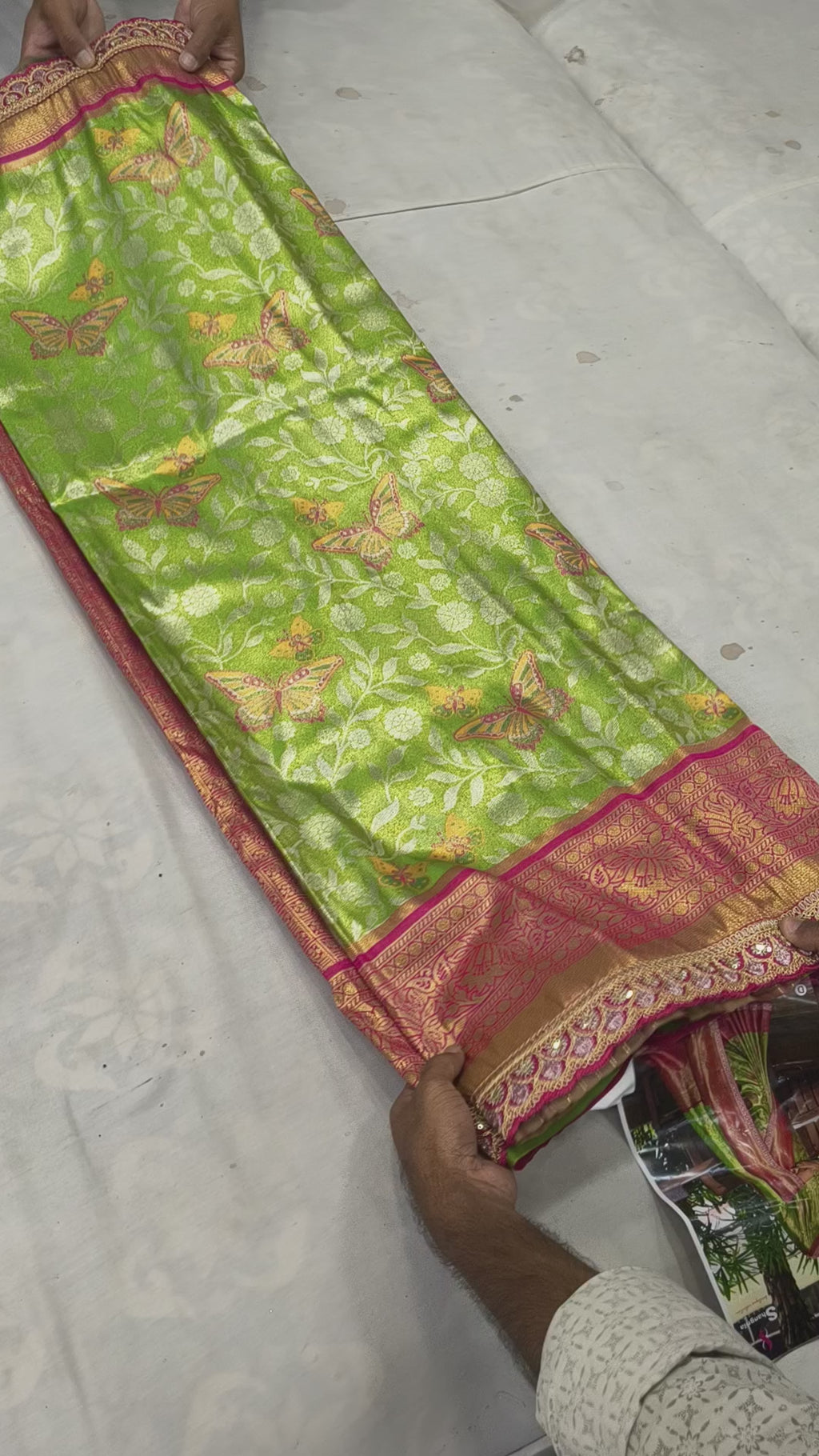 Light Green And Pink Banarasi Silk Saree For women With Unstitched Blouse