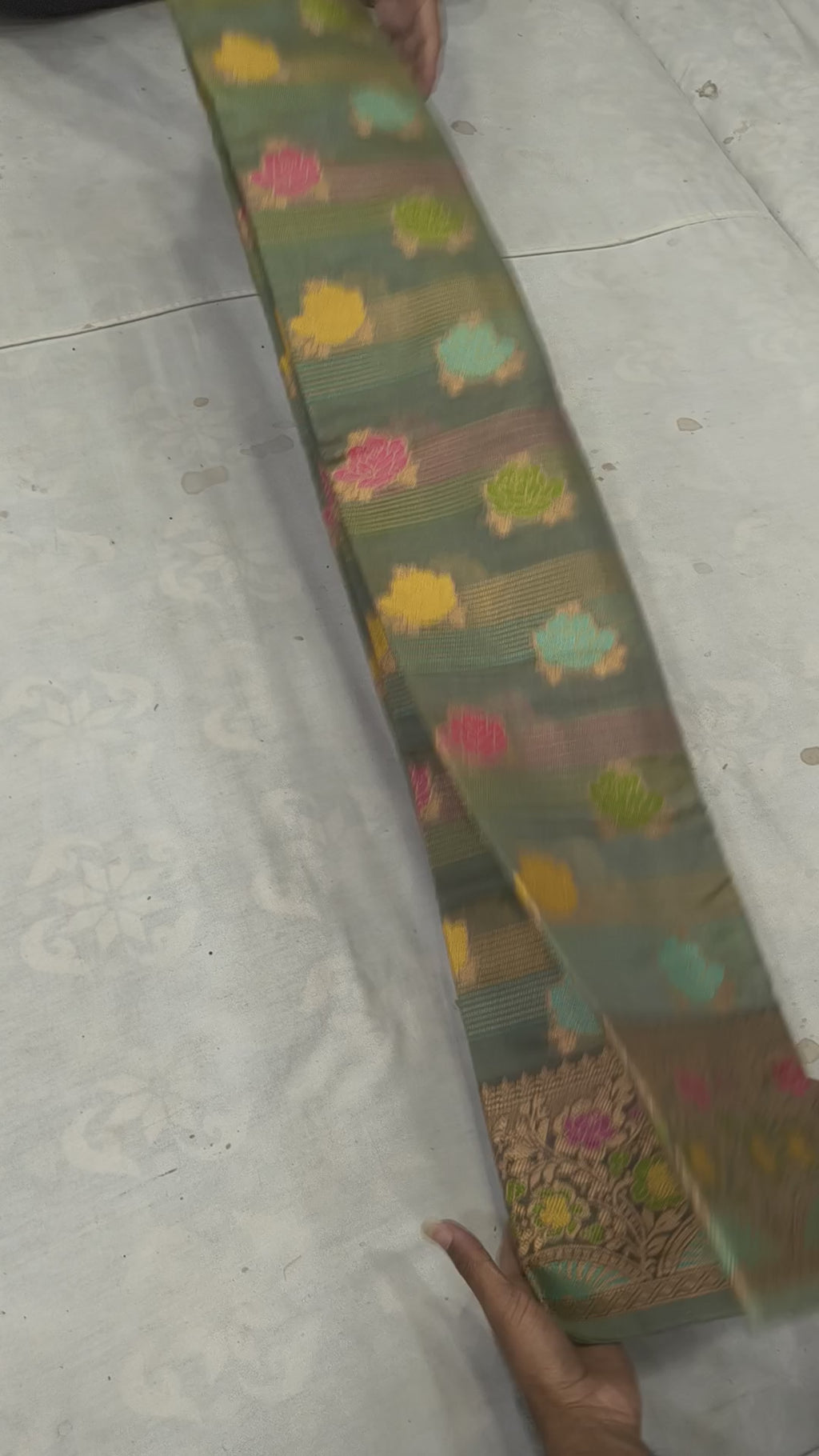 Grey Kanchipuram Silk Saree For women With Unstitched Blouse