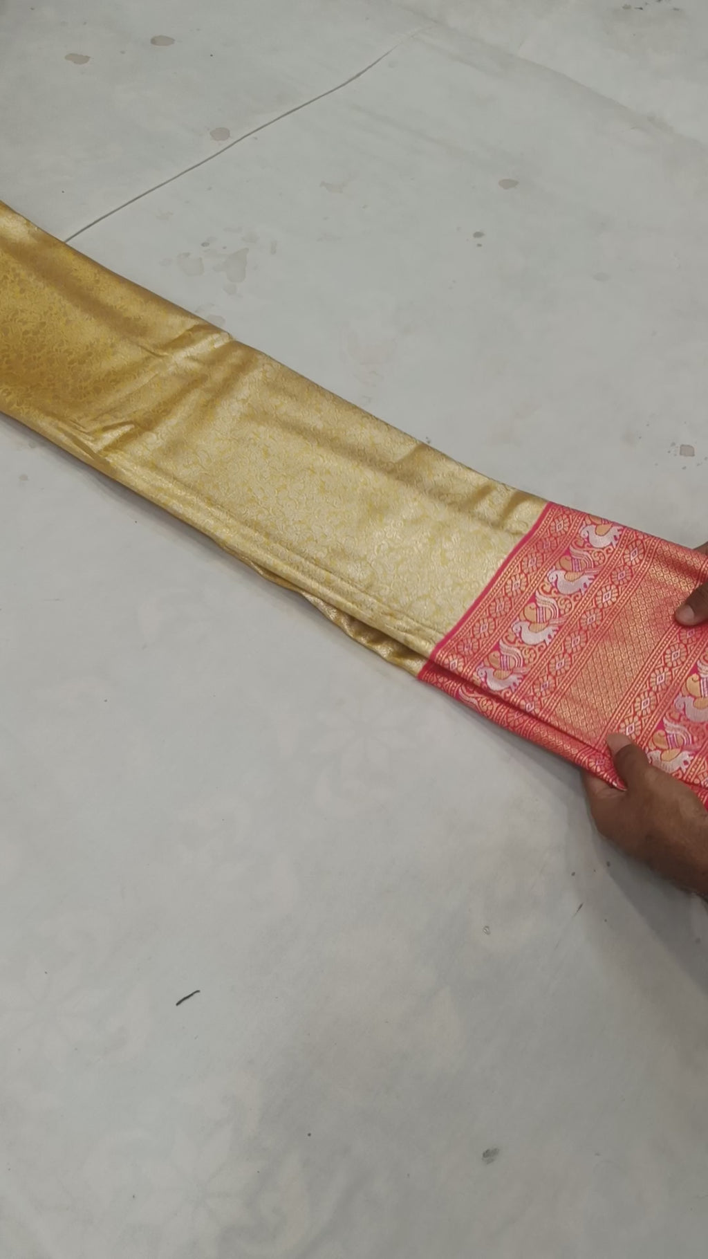 Gold And Pink Banarasi Silk Saree For women With Unstitched Blouse